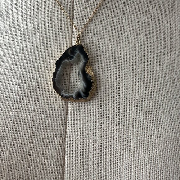 Druzy Agate Geode Gold Trim Slice Gemstone Necklace with 14k Gold Plated Chain - Picture 4 of 6